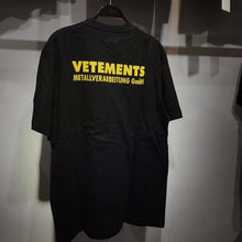 Load image into Gallery viewer, FOR RENT Vetements T-Shirts 1:1 High quality Oversize RED Letter Printing Women Men Vetements Tees Vetements T shirt
