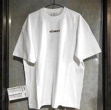 Load image into Gallery viewer, FOR RENT Vetements T-Shirts 1:1 High quality Oversize RED Letter Printing Women Men Vetements Tees Vetements T shirt
