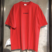 Load image into Gallery viewer, FOR RENT Vetements T-Shirts 1:1 High quality Oversize RED Letter Printing Women Men Vetements Tees Vetements T shirt
